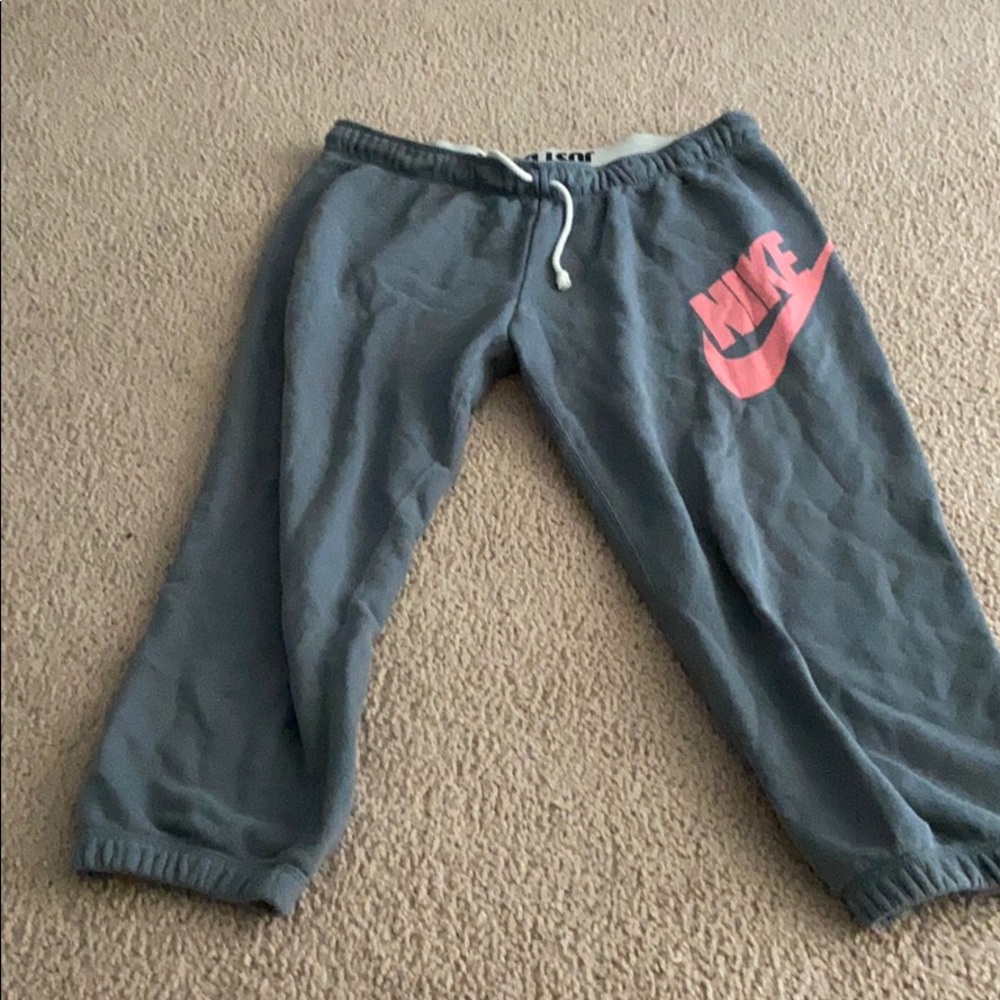 Nike Crop Joggers